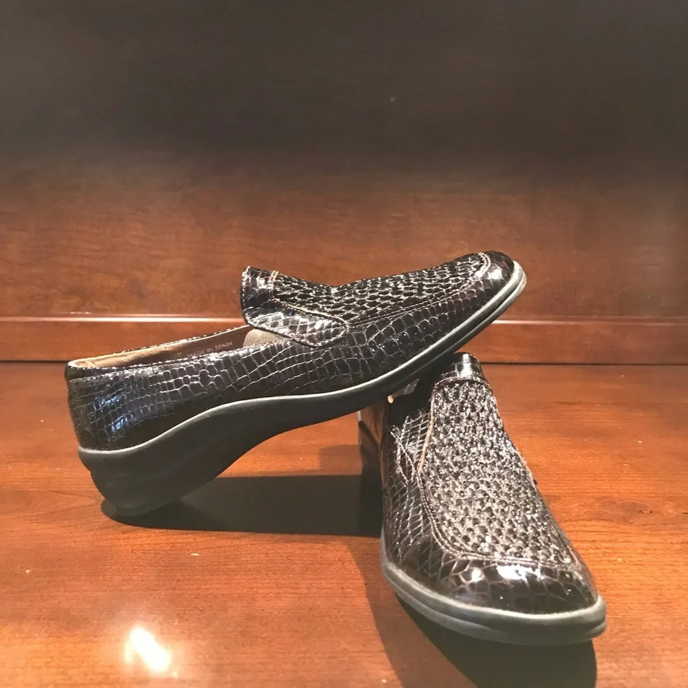 Helle Comfort Slip On Loafer SZ 9-9.5 EUR 40
